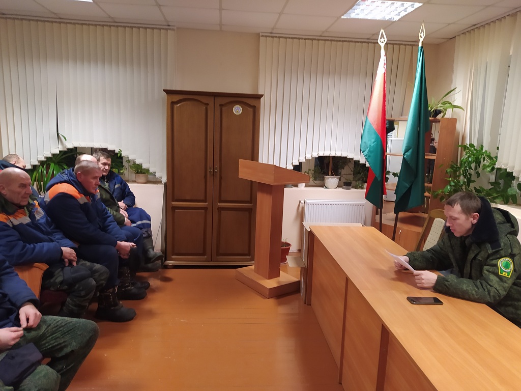 ХАТЫНЬ К